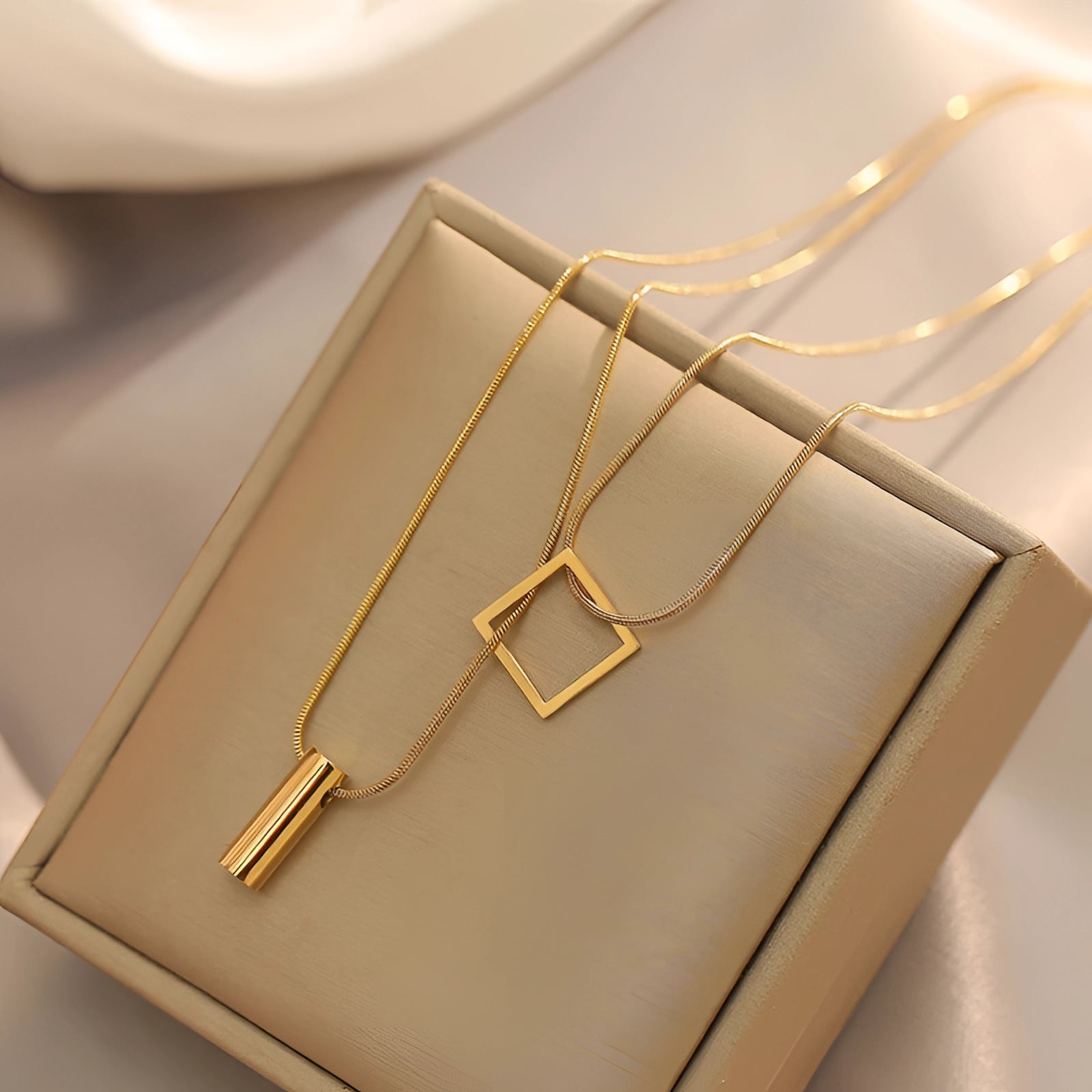 SeylaForm™ — Sculpted Shine, Everyday Elegance