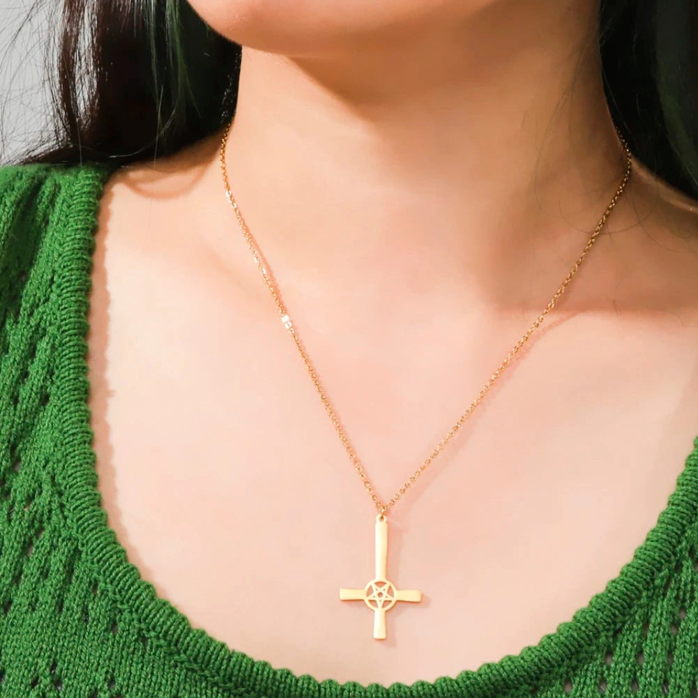 FerroVow™ Gear Cross Pendant — Industrial Edge Meets Spiritual Grace