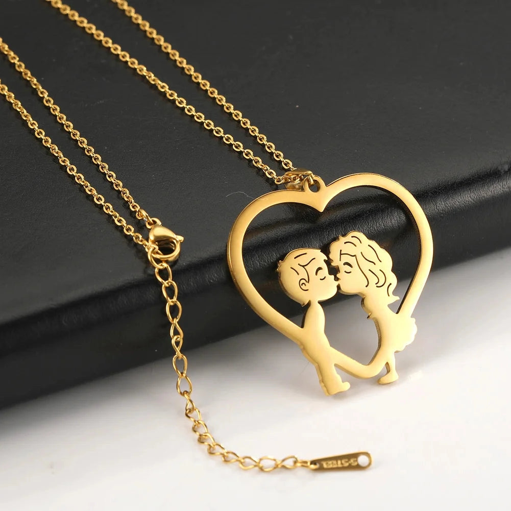 LioraBond™ Necklace — Intimate Heartfelt Elegance