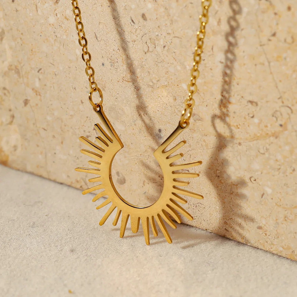 AureliaBright™ Sunburst Necklace — Illuminate Your Everyday Look