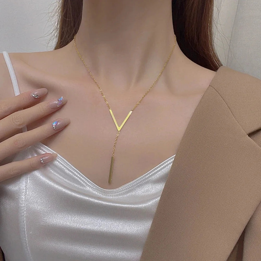 Avencea™ — Sleek Minimalism, Effortless Elegance