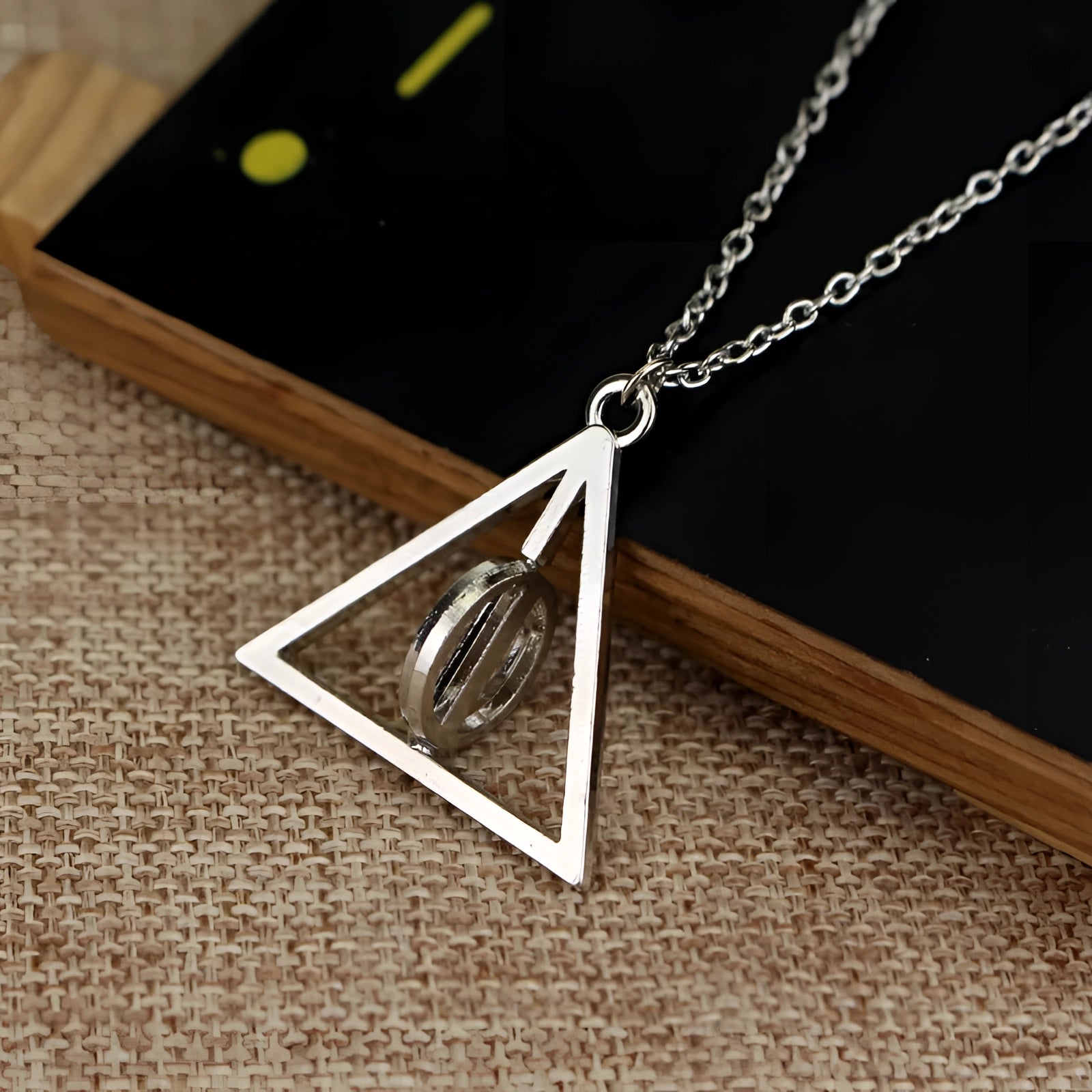 KleaLine™ Triangle Pendant — Sculptural Minimalist Elegance